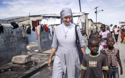 Haïti : Rencontre avec Sœur Paësie, la maman soleil de Port-au-Prince