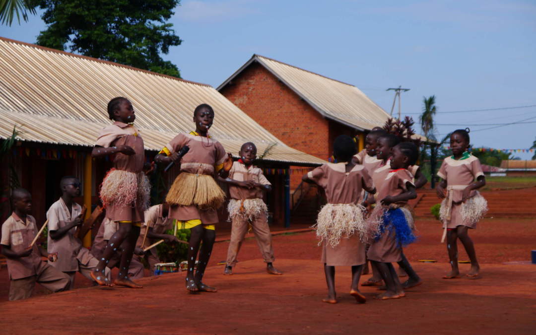 Embarquez avec Hélène dans sa mission au Cameroun