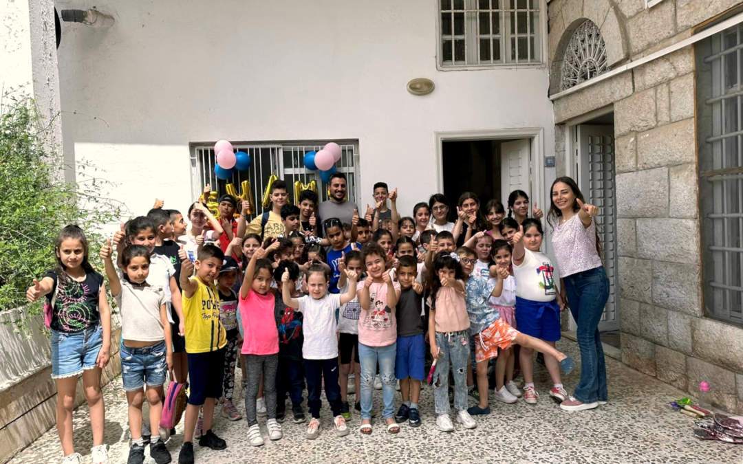 Révéler leur lumière aux enfants : le rêve de Petra, en Syrie